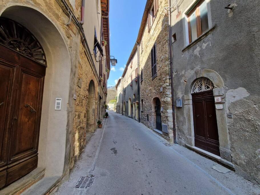 Casa Elena In Chianni Vila Exterior foto